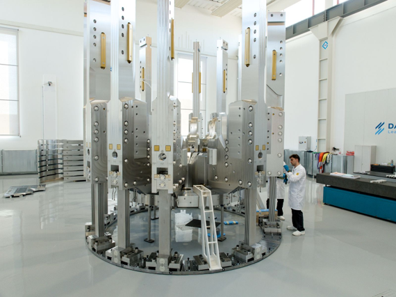 COMPASS-U: Český tokamak nové generace pro výzkum jaderné fúze